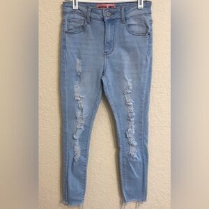 Crystal Rock Women’s Light Wash Jeans